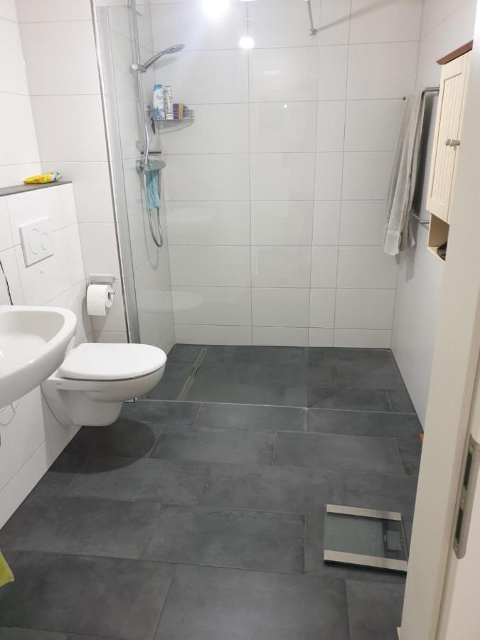 Schones Privatzimmer In Einem Neubau Olsztyn Bagian luar foto